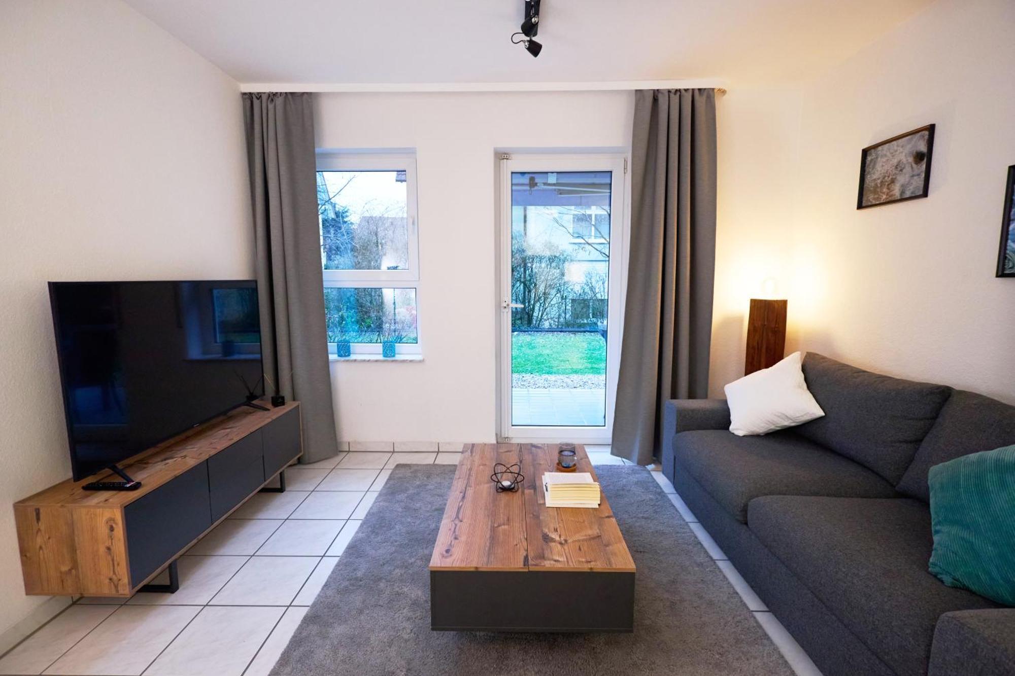 Gemuetliche 2Zi. Wohnung ซิลิเงนชตัดท์ ภายนอก รูปภาพ